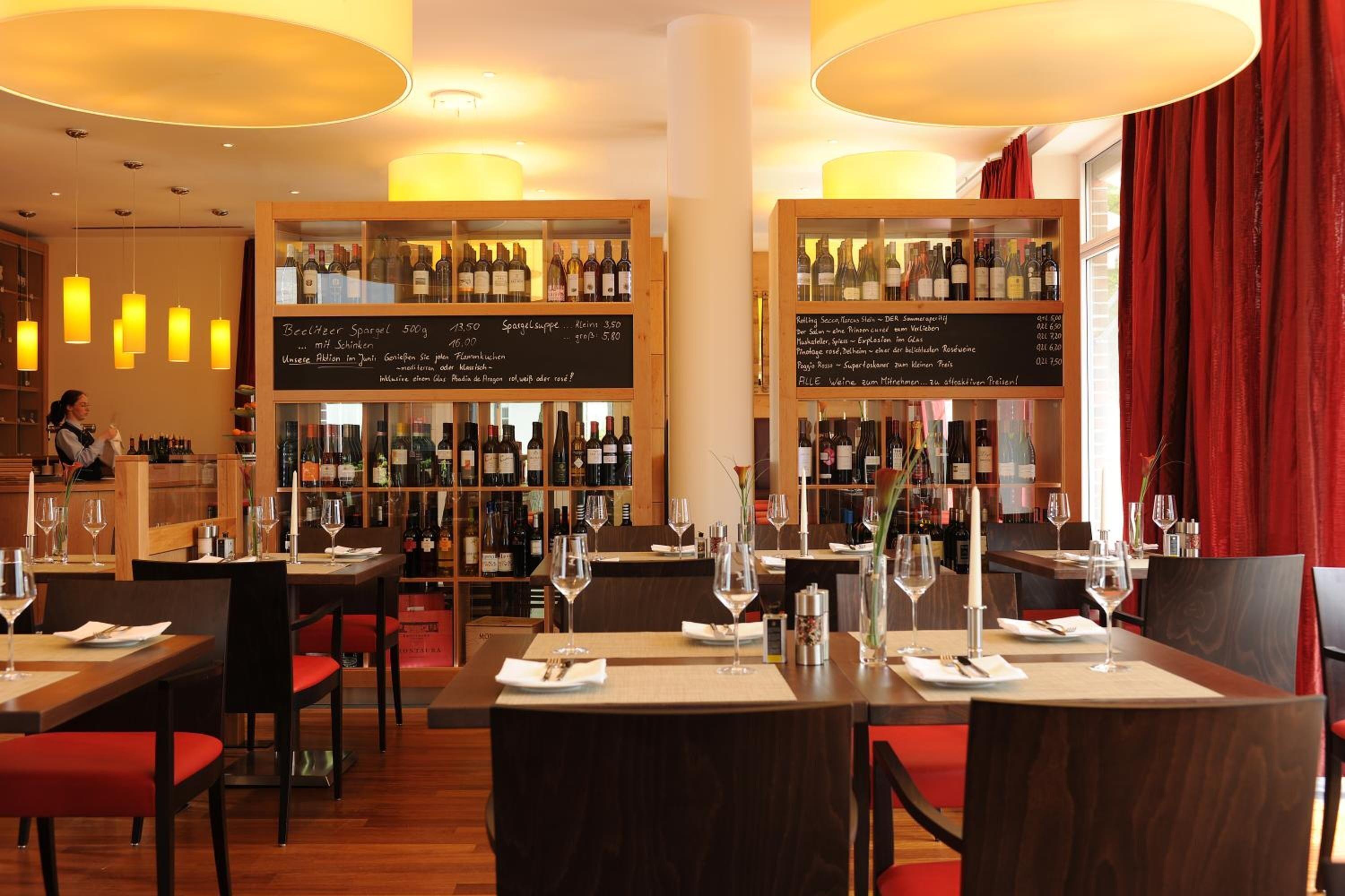 Hotel Park-hotel Huebner 4*