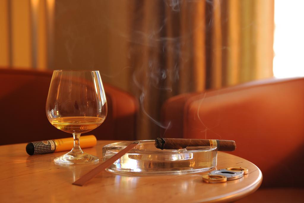 Park-hotel Hübner Hotel